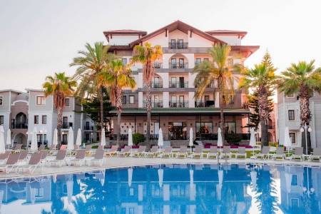 SELECTUM COLOURS SIDE Pools & Beach